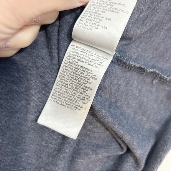 The North Face Large Men’s Blue & White Logo T-Shirt - Picture 9 of 13